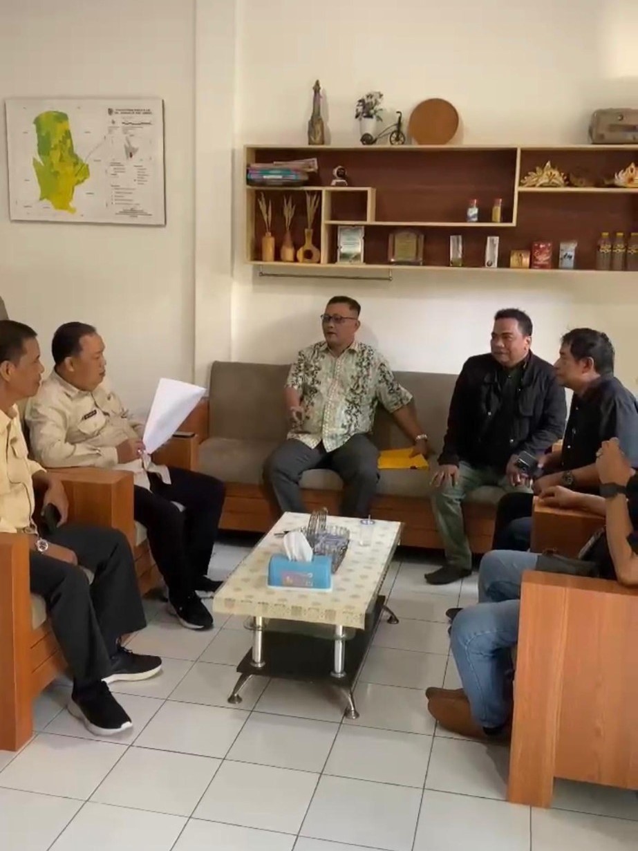 Galeri Firma Hukum Karimata (3) Galeri Firma Hukum Karimata (3)
