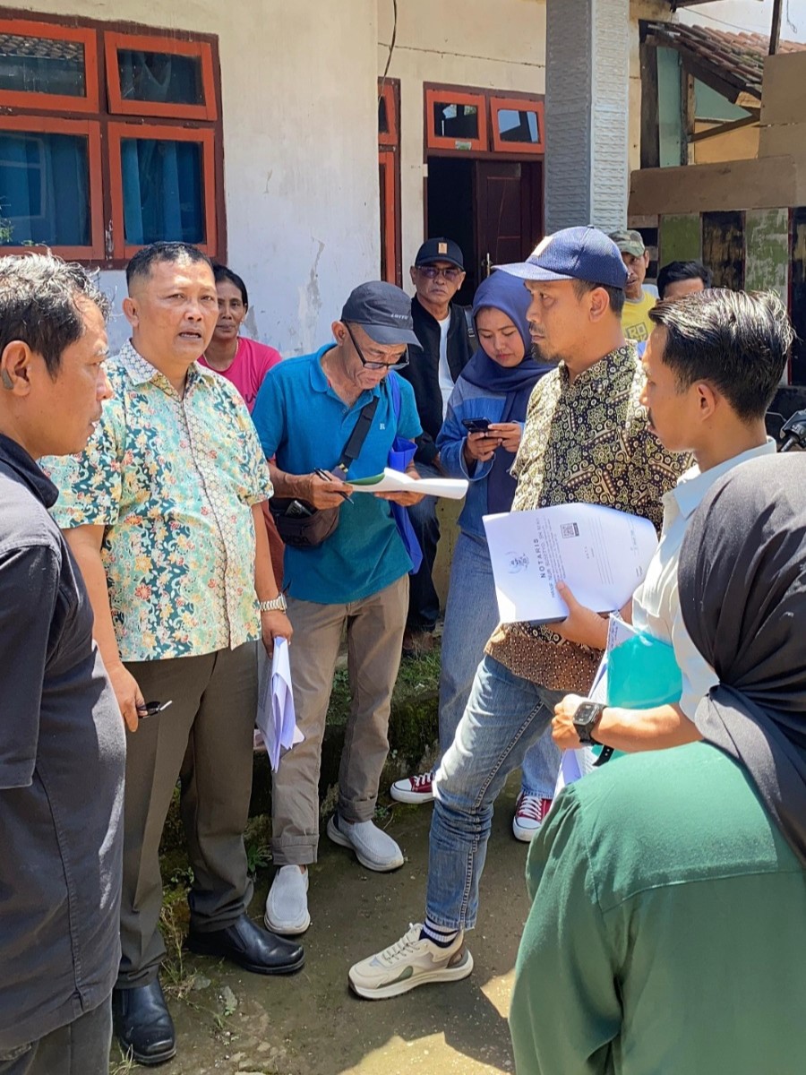 Galeri Firma Hukum Karimata (8) Galeri Firma Hukum Karimata (8)